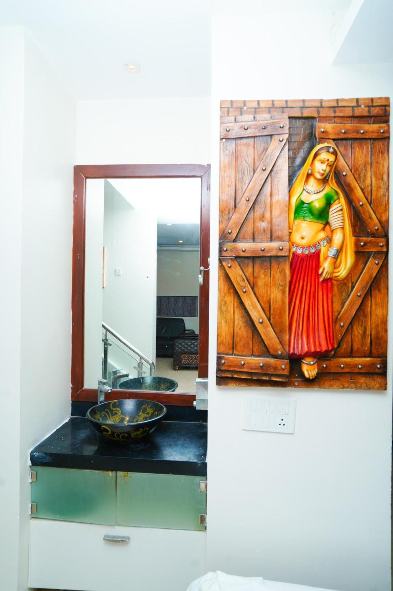 Golden Villa - Duplex House With Private Theater - Near To Alipiri And Bhudevi Ttd Ticket Counter And Kapilateertham Tirupati Ngoại thất bức ảnh