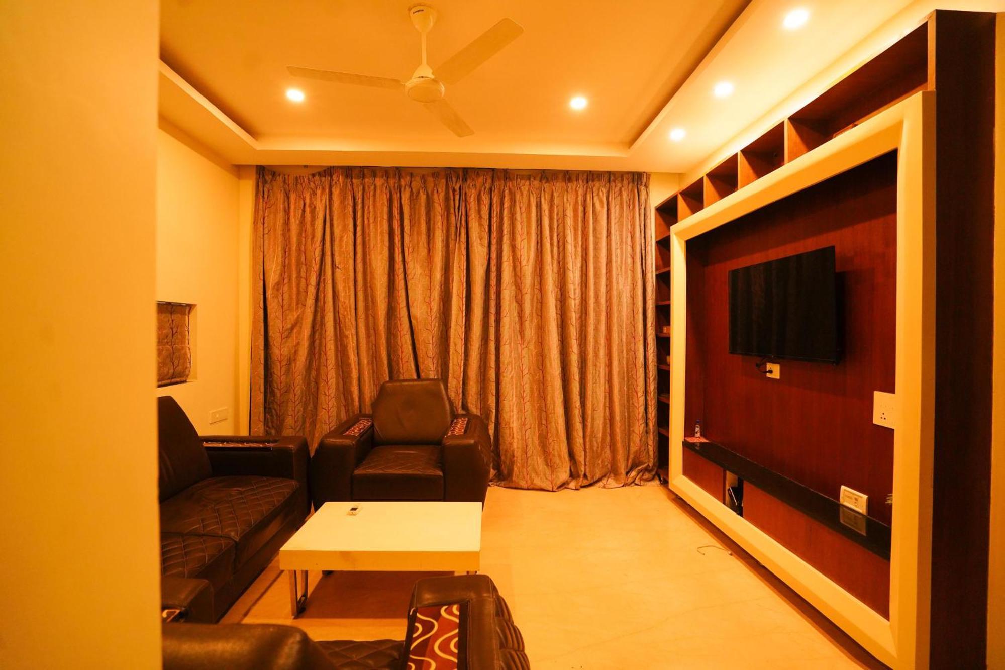 Golden Villa - Duplex House With Private Theater - Near To Alipiri And Bhudevi Ttd Ticket Counter And Kapilateertham Tirupati Ngoại thất bức ảnh